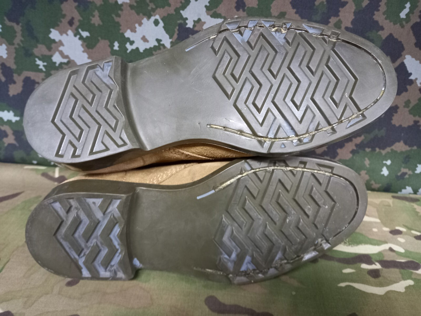 British Army Military Surplus Desert Nubuck Suede DMS Sole Combat Boot - 5 M