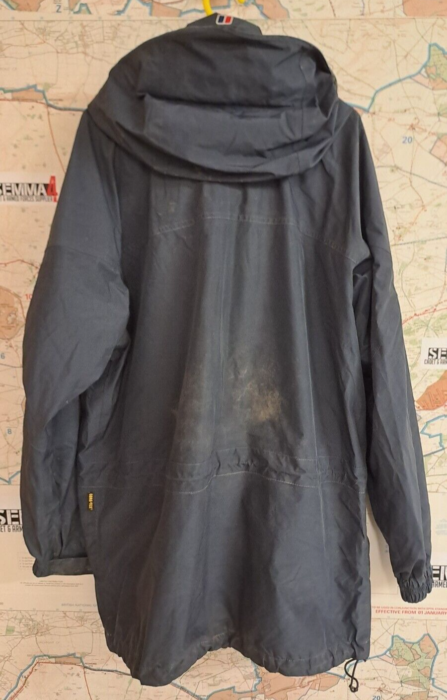 Genuine Berghaus Gore Tex Jacket Mens Blue Hooded Waterproof Hiking Coat - M