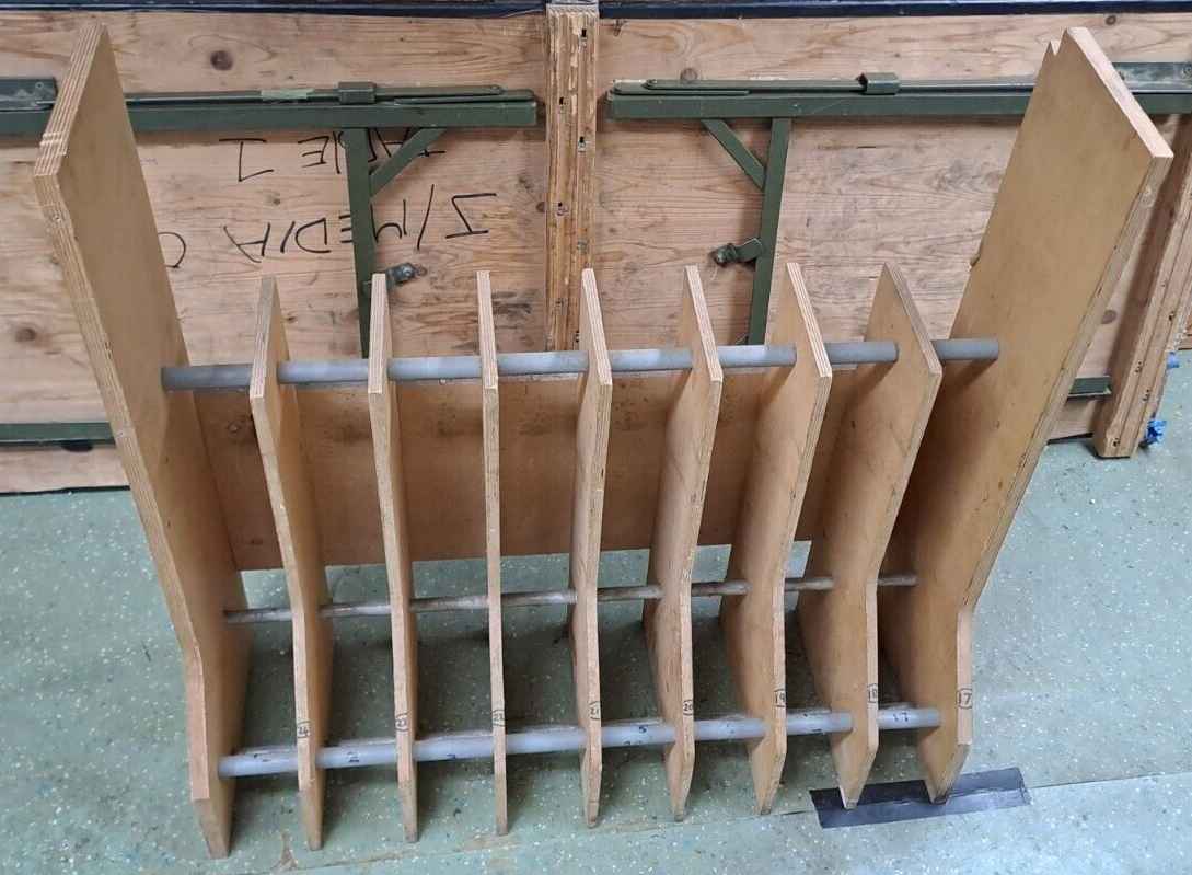 GENUINE BRITISH ARMY MILITARY SURPLUS UNIVERSAL RIFLE WEAPONS RACK SA80 L85 L86