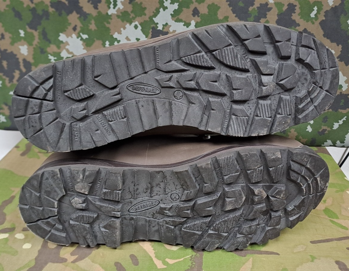 British Army Cold Wet Weather Gore Tex Leather Brown Combat Boots - 10 L