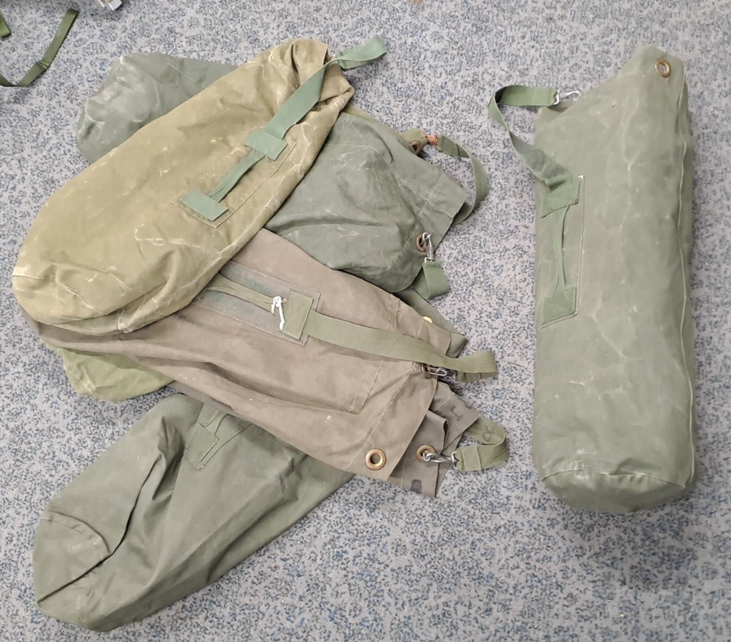 Genuine British Army Military Green Canvas Kitbag / Duffle Bag / Seasack