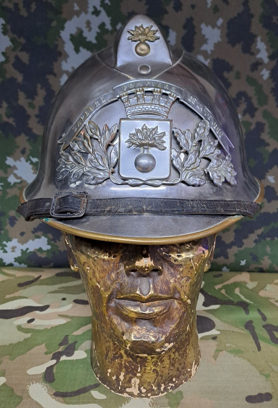 Original Antique FRENCH SAPEURS POMPIERS FIREMAN’S HELMET Vendee Fire Service