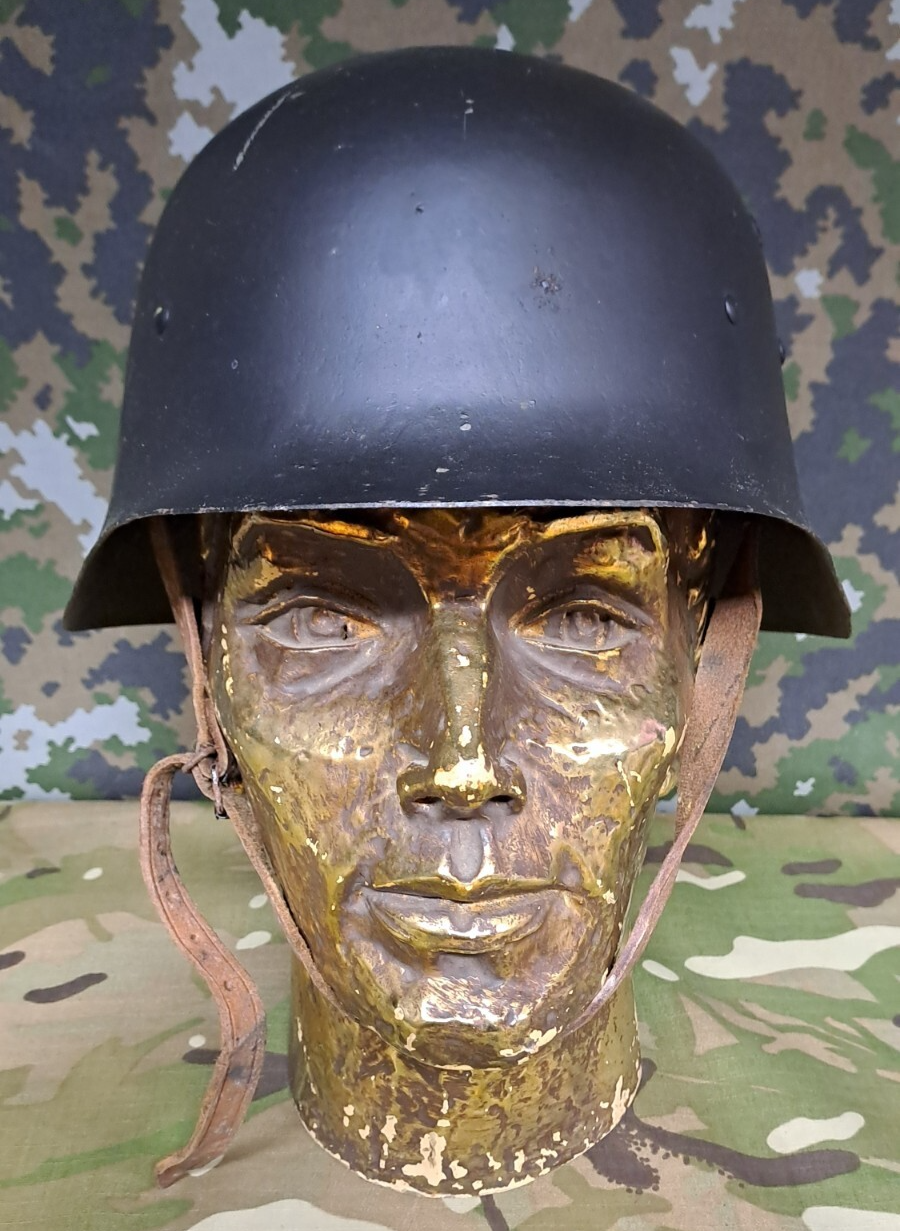 WW2 Spanish Army Military Civil War Modelo Z M1942 Steel Helmet & Liner