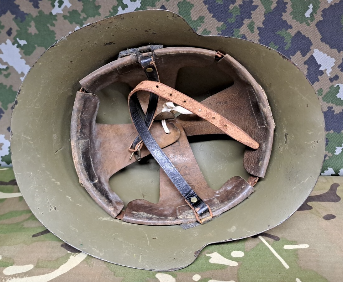 Rare Original Spanish Army Military Surplus M1926 Helmet with Badge Holder