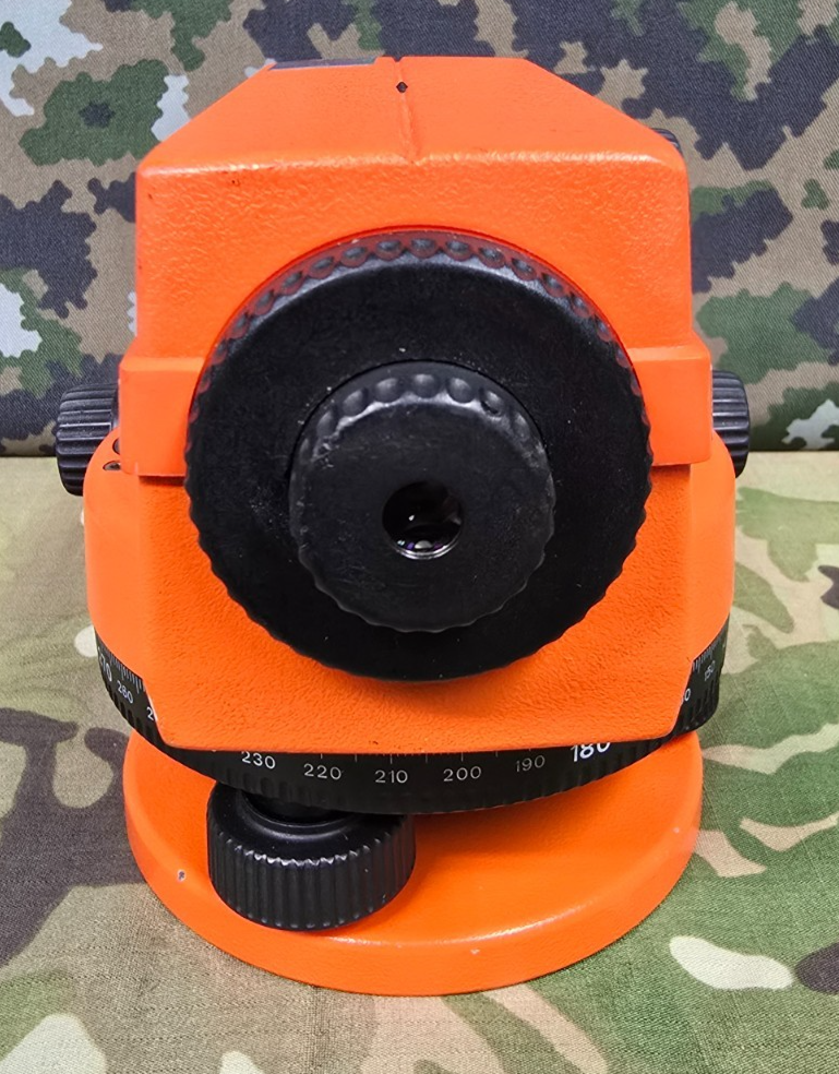 Wild Heerbrugg NA20 Surveyors Site Dumpy Level With Case
