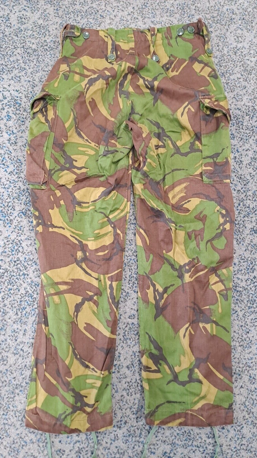 Vintage British Army Temperate Surplus Camo DPM Combat Trousers - 80/80/96