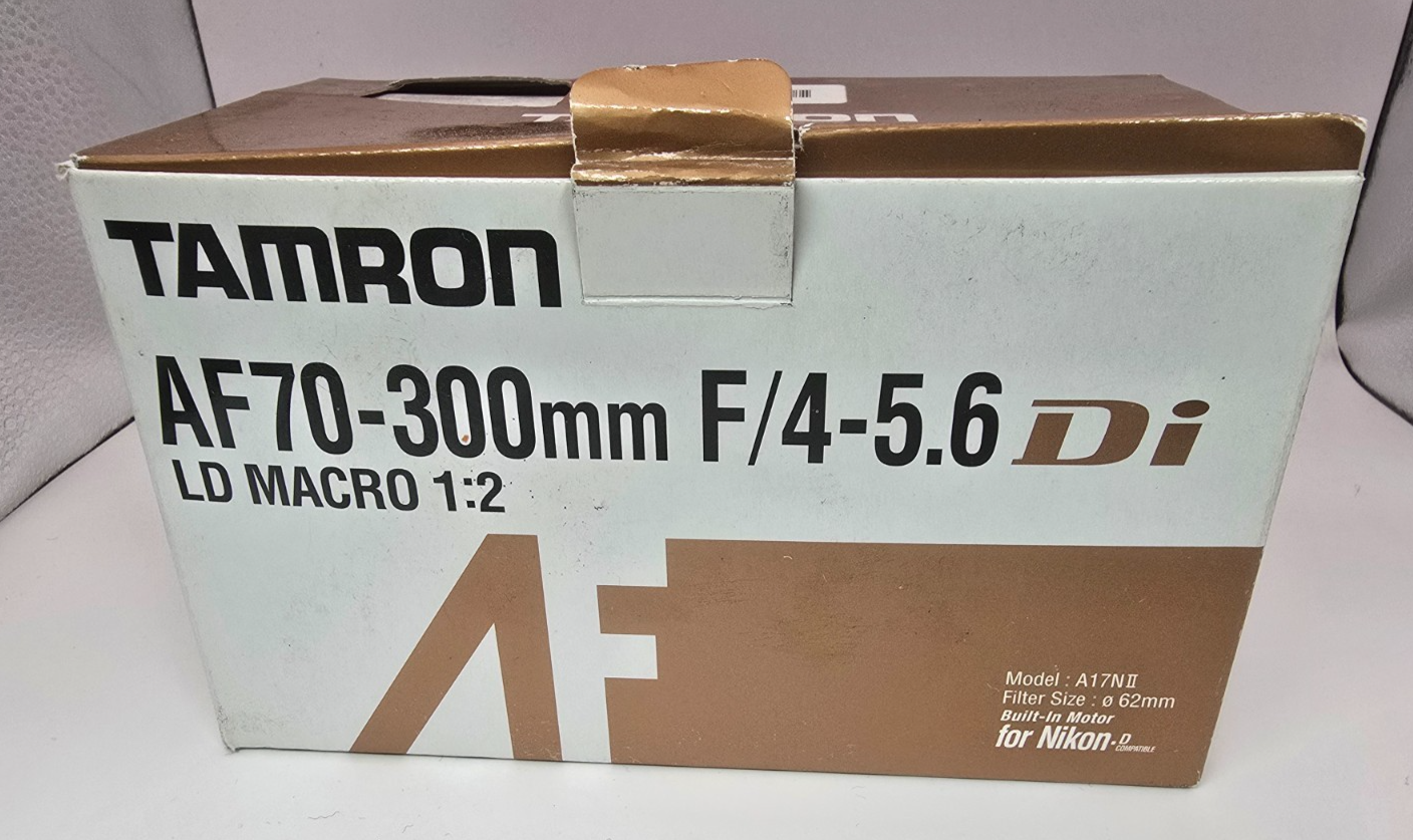 Genuine Tamron AF70-300mm F/4-5.6 Di LD MACRO 1:2 Nikon Lens