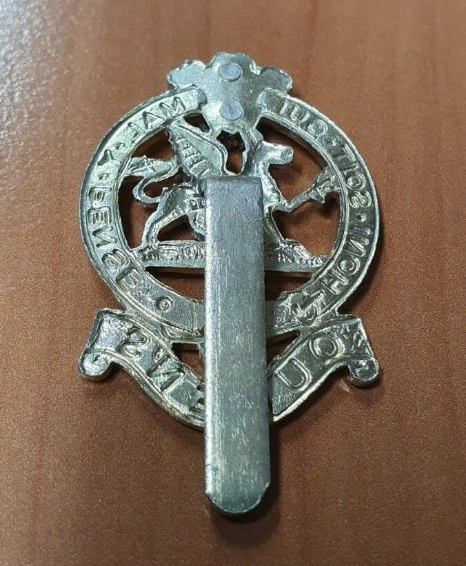 THE QUEEN'S REGIMENT NAVY BLUE BERET SET WITH OPTIONAL CAP BADGE 55-60