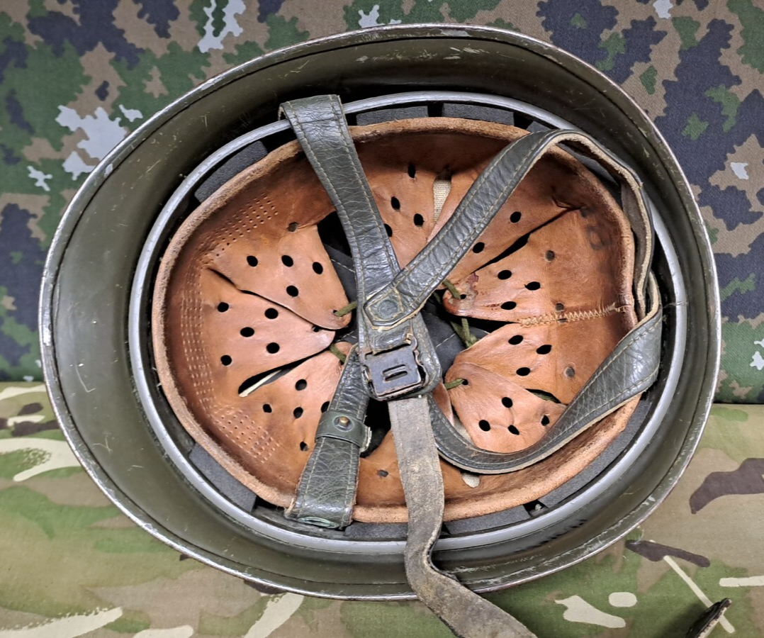 Rare Belgian Army Military Para Commando M71 Parachutist Airborne Helmet