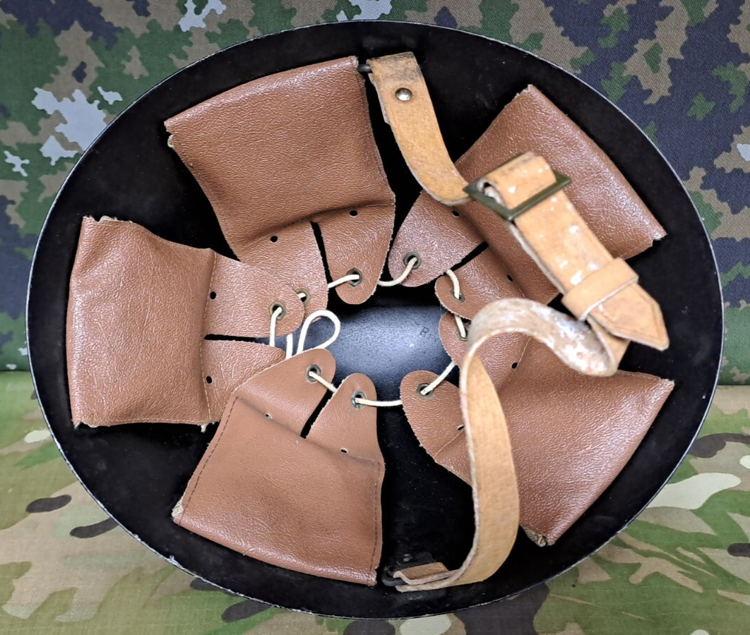 Czech Army Military WW2 M32-34 Reissue Civil Defense Fire Service Helmet