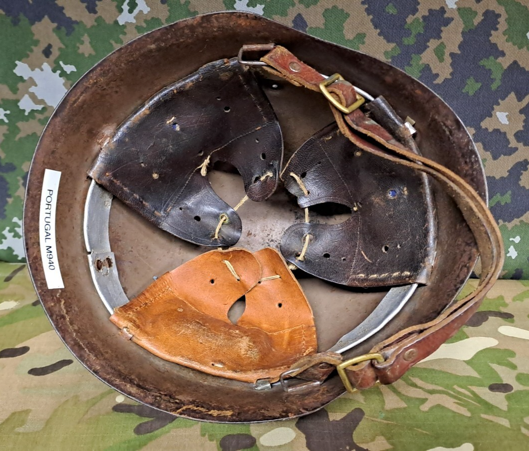Genuine WWII WW2 Portuguese M1940 Helmet Portugal Army Field Gear Militaria