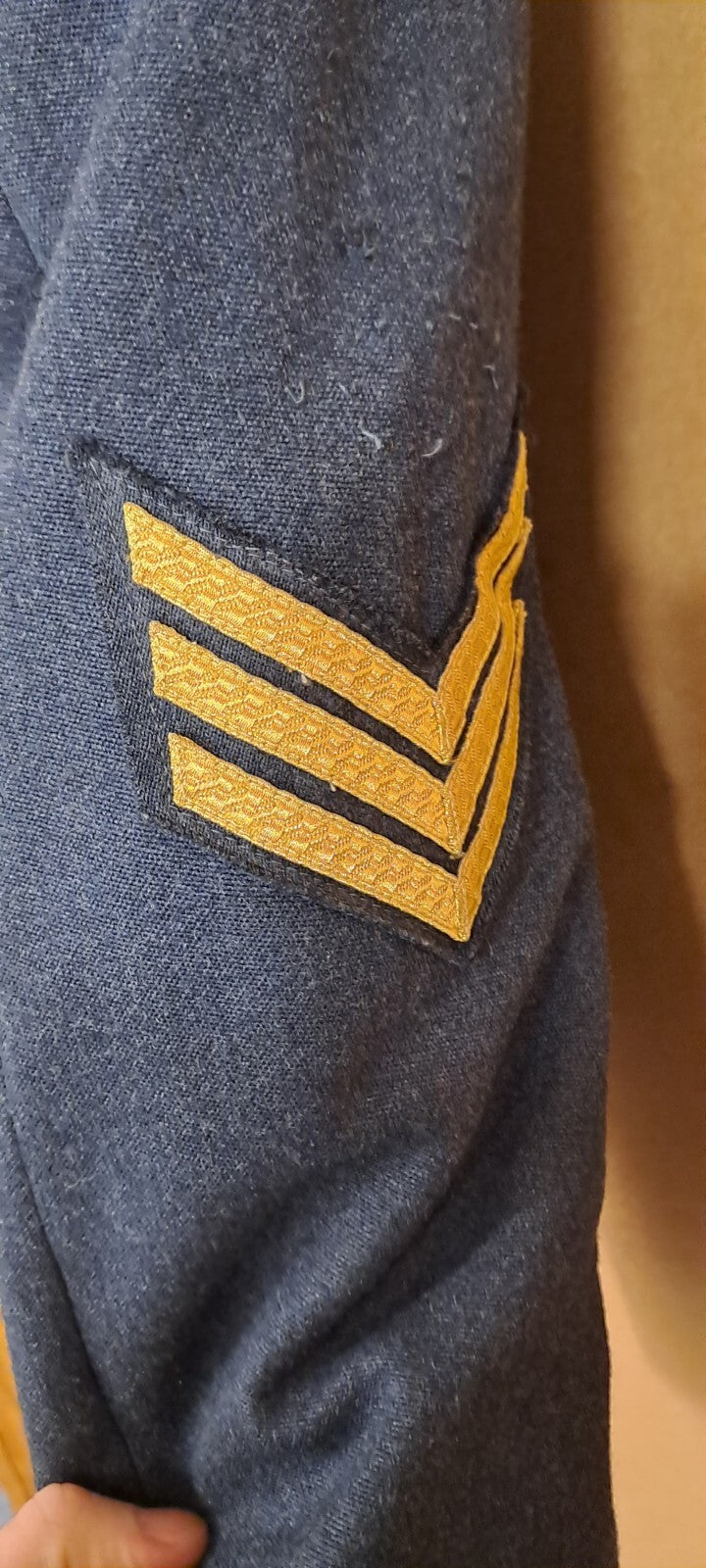 RAF ROYAL AIR FORCE SURPLUS OFFICERS MESS DRESS JACKET TUNIC MILITARY SURPLUS