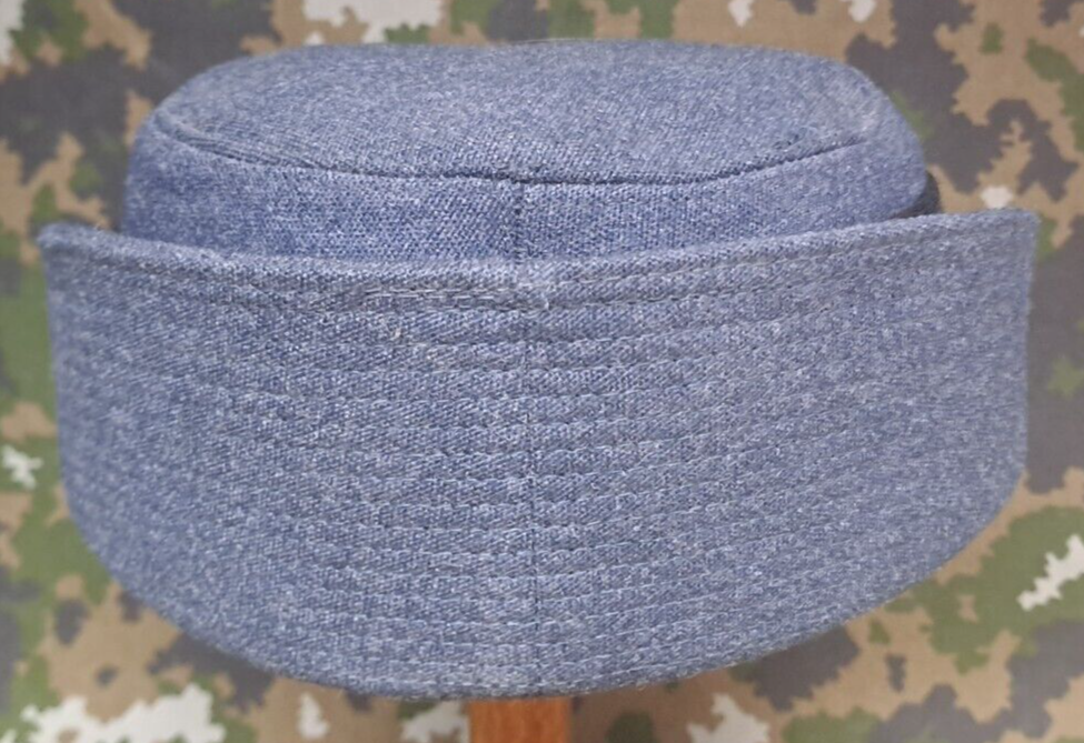 BRITISH MILITARY RAF ROYAL AIR FORCE RAF WOMEN'S DRESS PEAKED CAP - 53 CM
