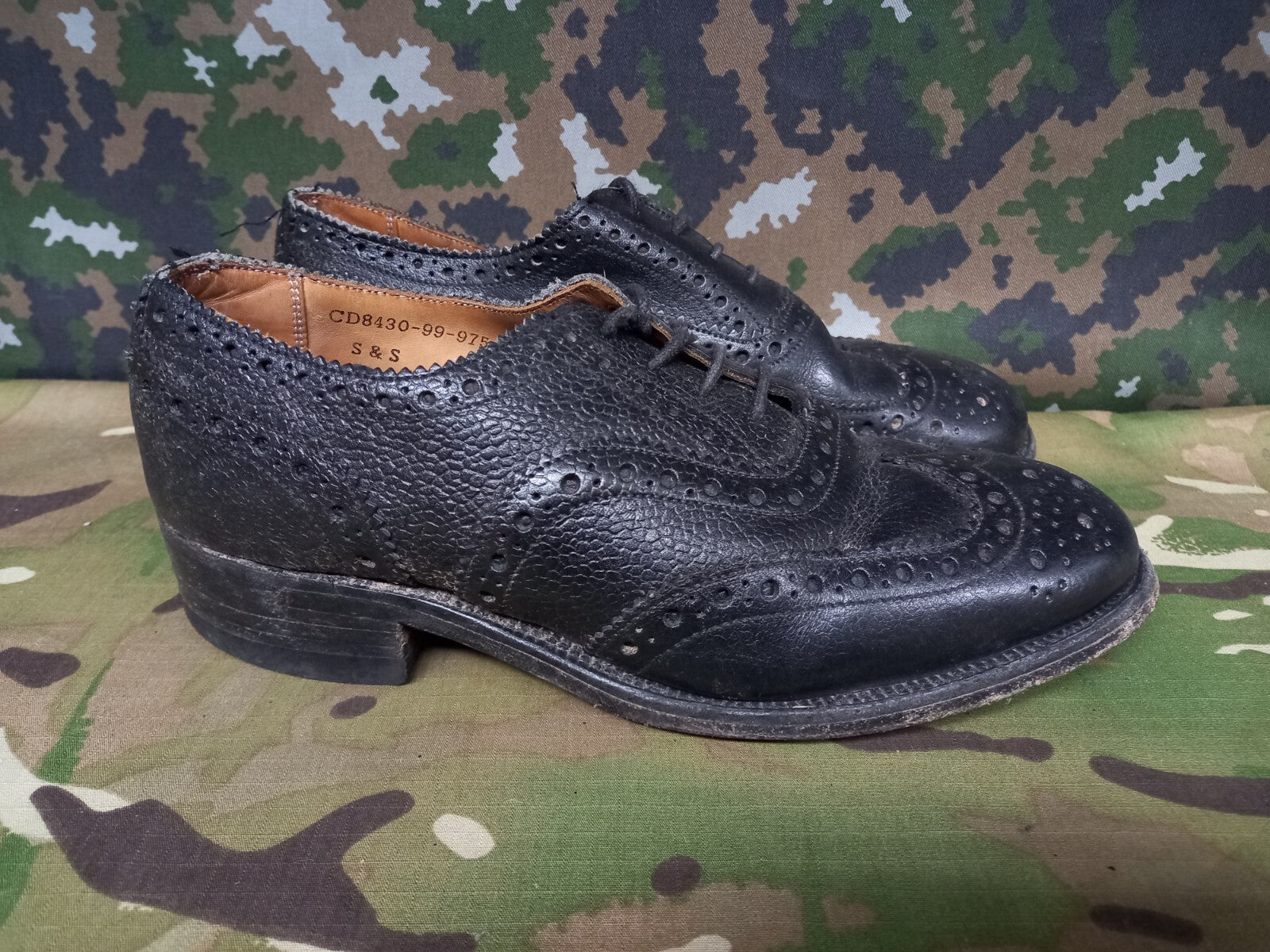 Genuine British Army Highland Issue Service Dress Shoes Brogues / Blakeys - 4 L