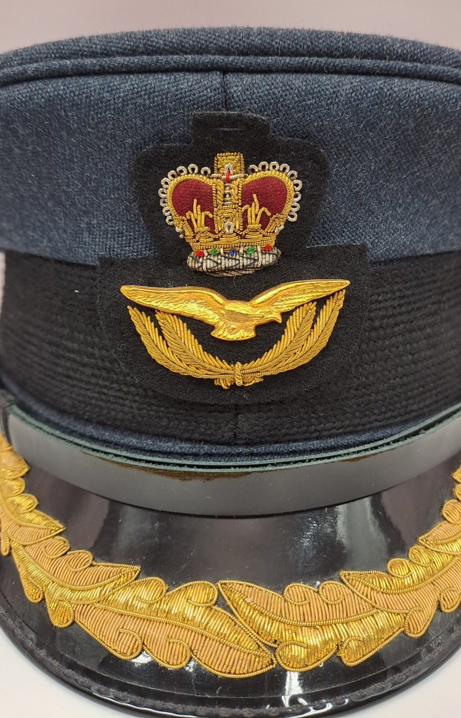 RAF MENS GROUP CAPTAIN CAP WITH BADGE GENUINE RAF MILITARY ISSUE SIZE 57CM