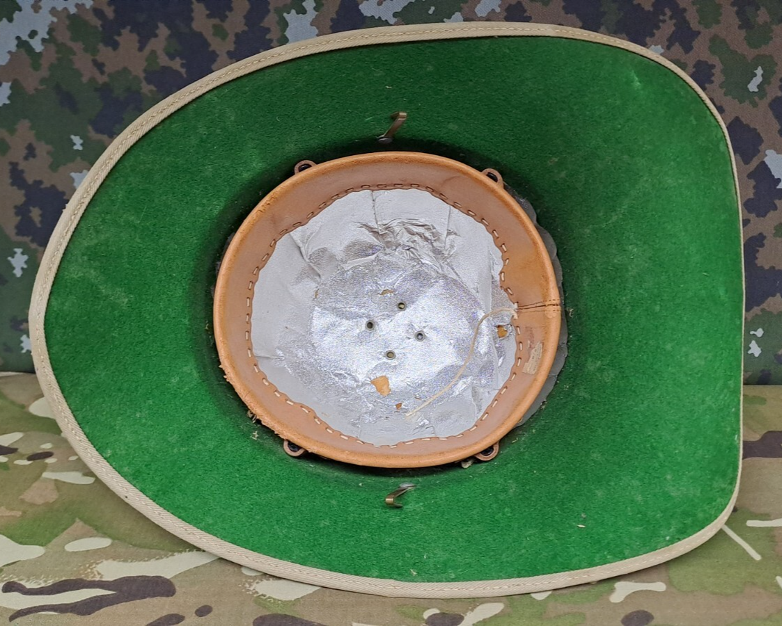 Genuine Vintage British Army Military Issue WW2 Pith Helmet Made By H.S Edwards
