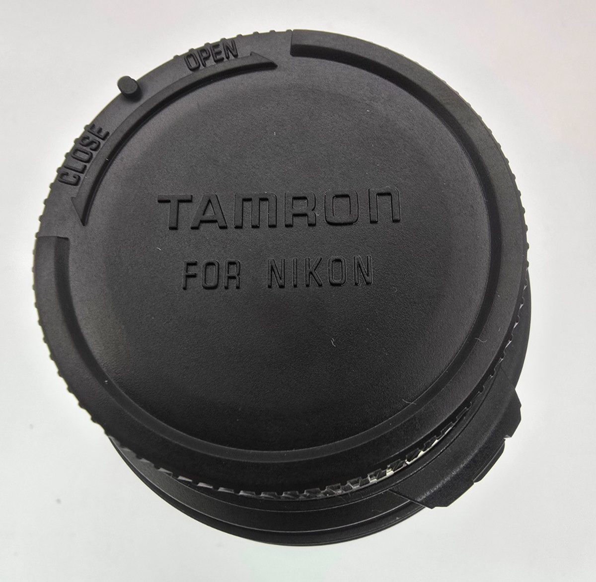 Genuine Tamron AF70-300mm F/4-5.6 Di LD MACRO 1:2 Nikon Lens
