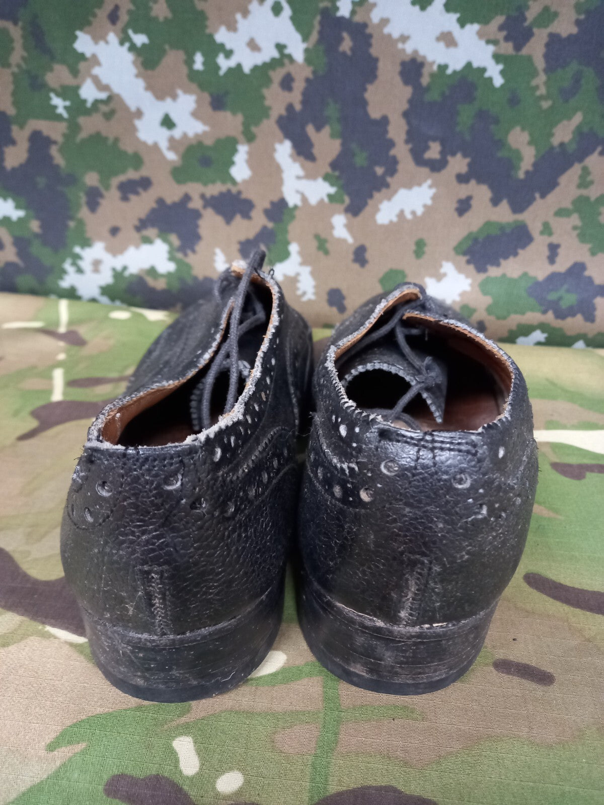 Genuine British Army Highland Issue Service Dress Shoes Brogues / Blakeys - 4 L