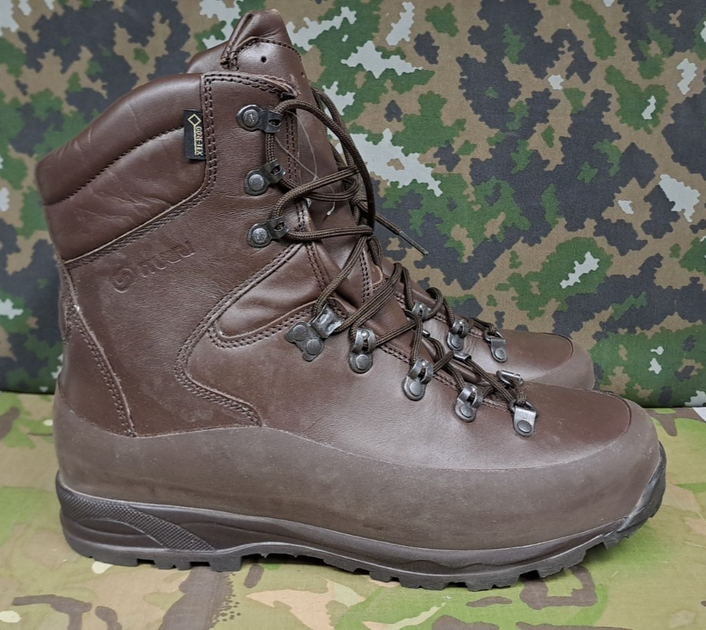 British Army Cold Wet Weather Gore Tex Leather Brown Combat Boots - 10 L