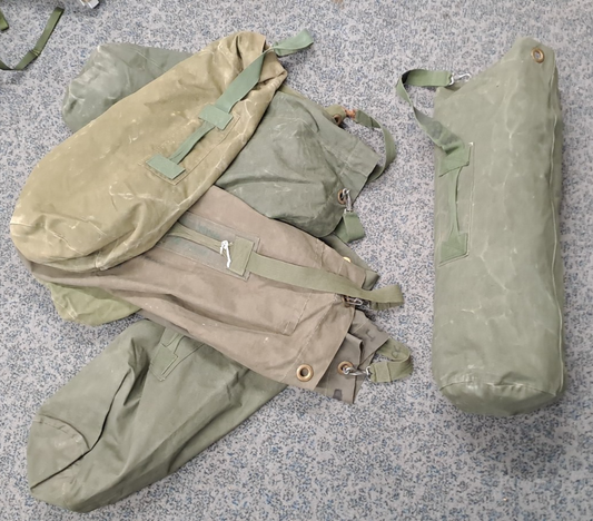 Genuine British Army Military Green Canvas Kitbag / Duffle Bag / Seasack