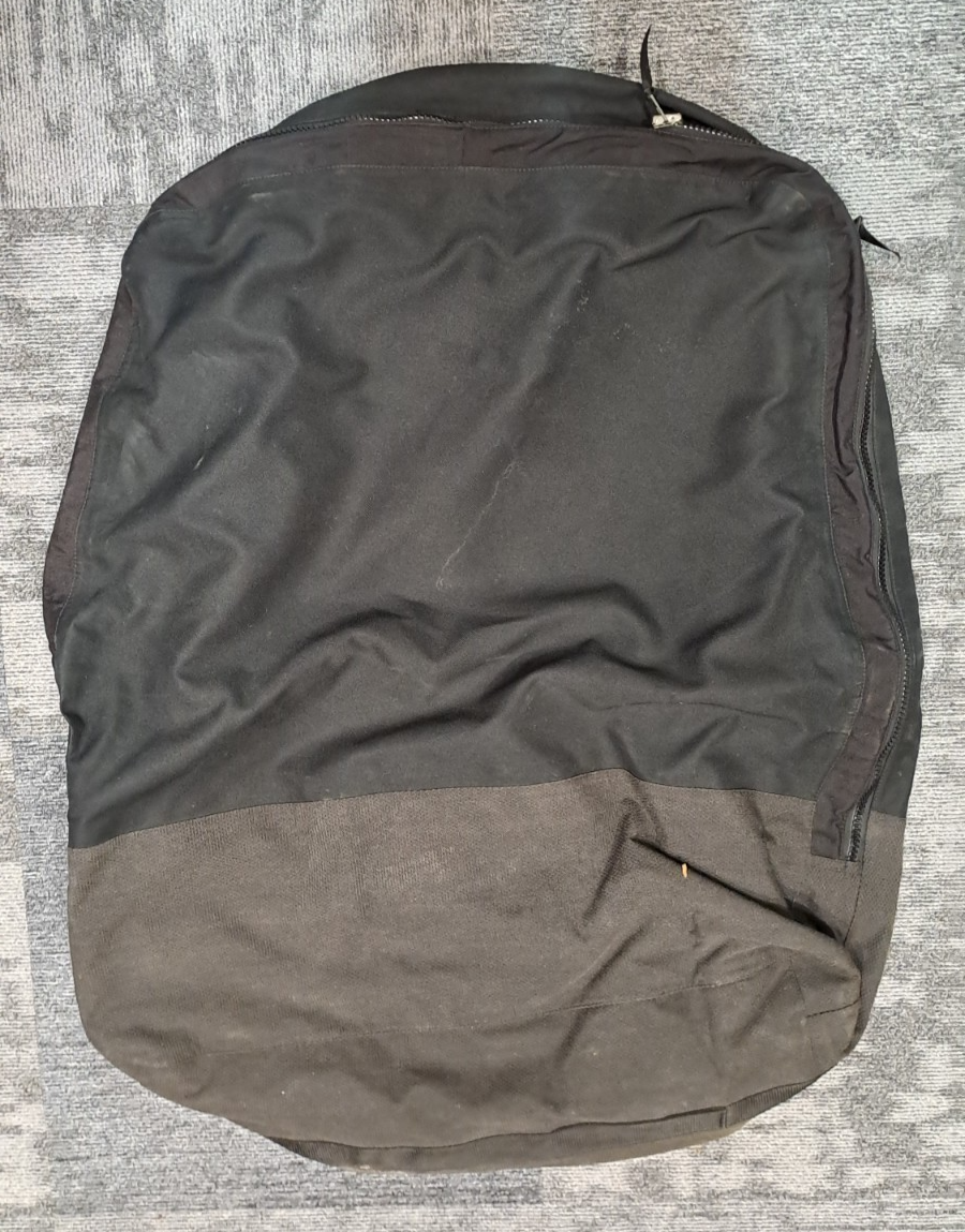 Genuine British Military SAS SBS Surplus 225 Litre Dry Bag Bergen Waterproof