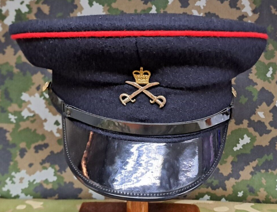 GENUINE BRITISH ARMY PHYSICAL TRAINING CORPS MENS PEAKED CAP WITH BADGE - 56CM