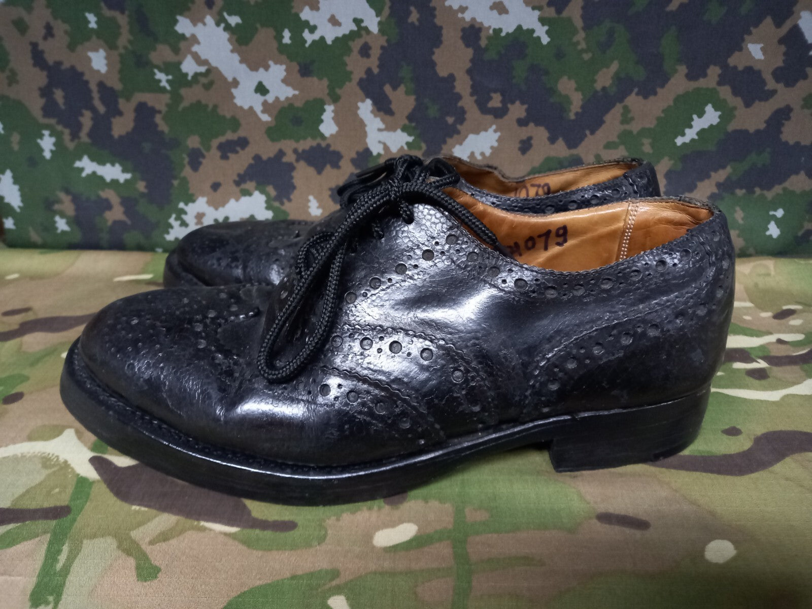 Genuine British Army Highland Issue Service Dress Shoes Brogues / Blakeys - 7 S