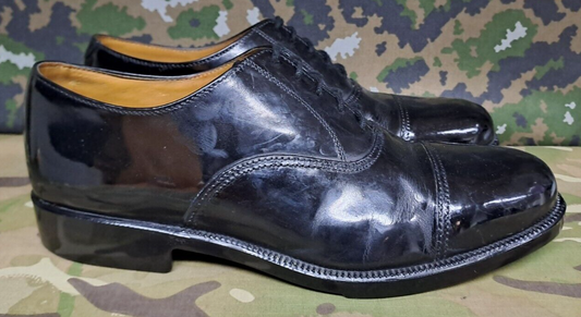 Genuine British Army Issue Black Leather Men's Service Shoes w Toe Caps - 9.5 M
