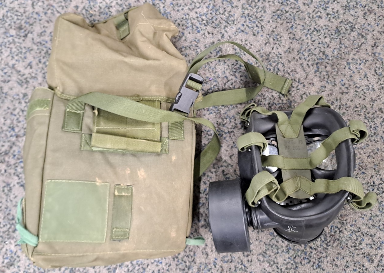 Rare Falkland's Era British Army SAS Military S6 G Mask Resp & Haversack