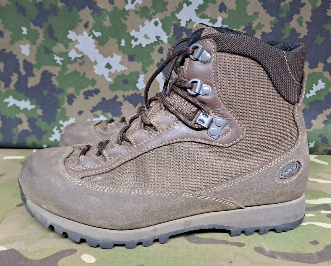 British Army Military SAS Surplus AKU Gore Tex High Liability Combat Boots - 5 M
