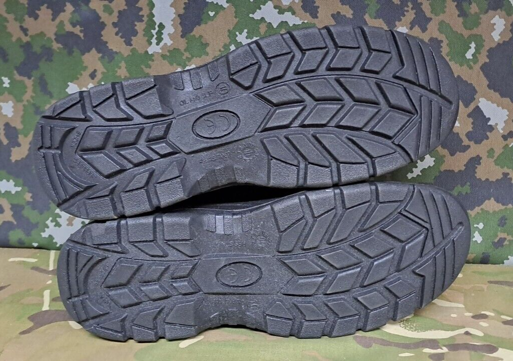 NEW GENUINE BRITISH ARMY MILITARY ISSUE SURPLUS BLACK SAFETY CHUKKA BOOTS - 10