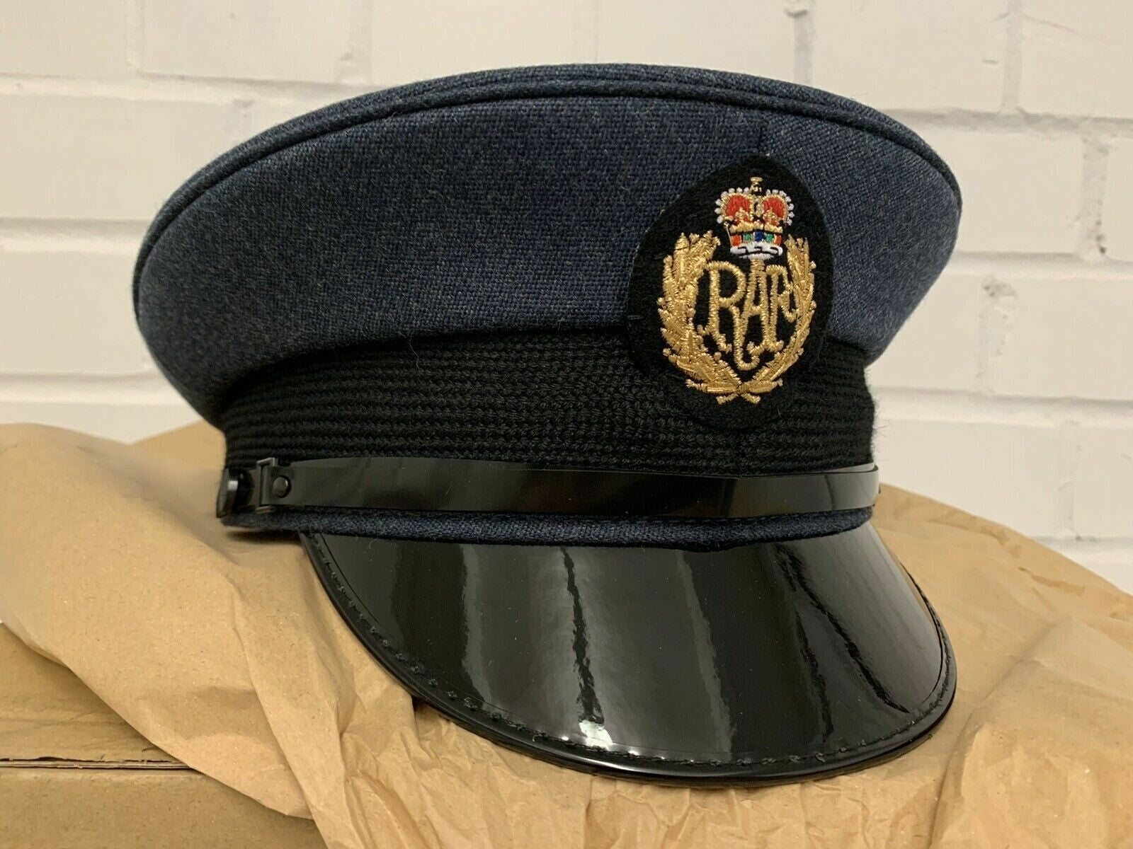 NEW BRITISH RAF ROYAL AIR FORCE MEN'S AIRMAN DRESS PEAKED CAP - 49 CM