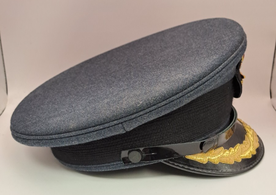 RAF MENS GROUP CAPTAIN CAP WITH BADGE GENUINE RAF MILITARY ISSUE SIZE 57CM