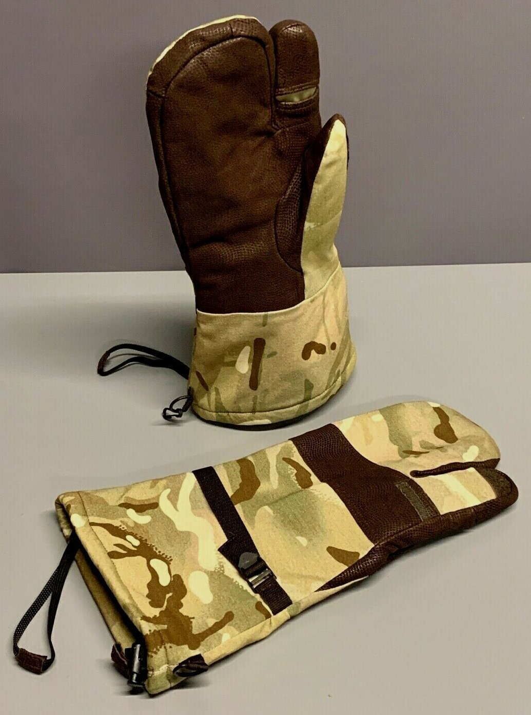 British Army SAS Military Issue Gore-Tex MTP Pattern Blizzard Mittens - Medium