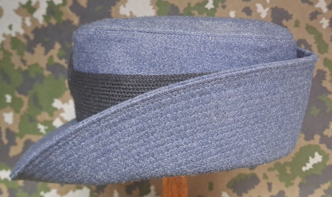 BRITISH MILITARY RAF ROYAL AIR FORCE RAF WOMEN'S DRESS PEAKED CAP - 53 CM