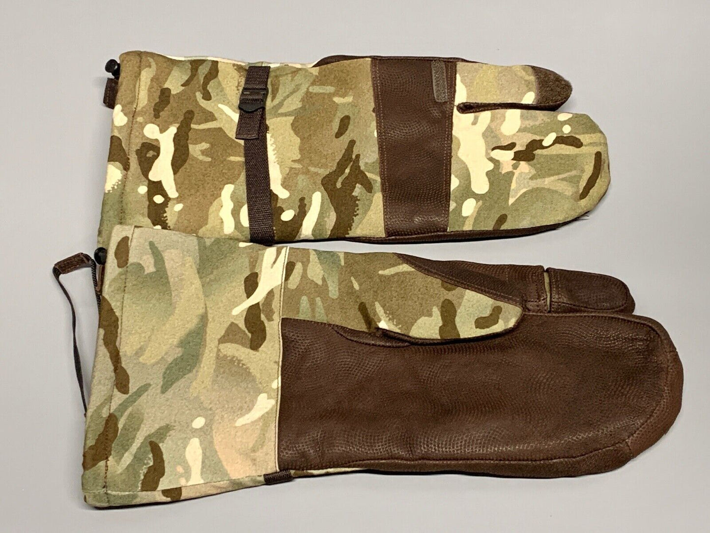 British Army SAS Military Issue Gore-Tex MTP Pattern Blizzard Mittens - Medium