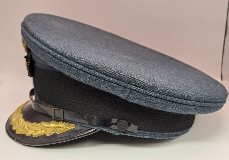 RAF MENS GROUP CAPTAIN CAP WITH BADGE GENUINE RAF MILITARY ISSUE SIZE 57CM