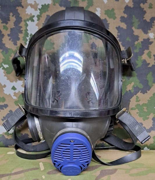 NEW Scott Sabre Safety Full Face Gas Mask Panoramic Respirator Prepper