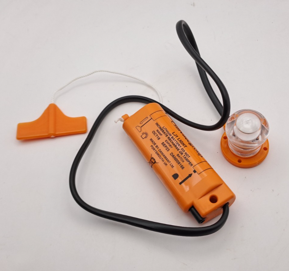 Survival Light Daniamant Lifejacket light LJ1 Type B Lithium Life Jacket Light
