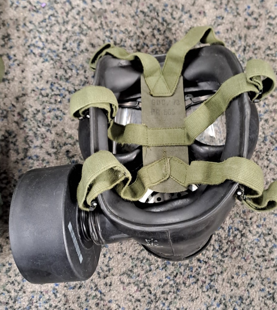 Rare Falkland's Era British Army SAS Military S6 G Mask Resp & Haversack