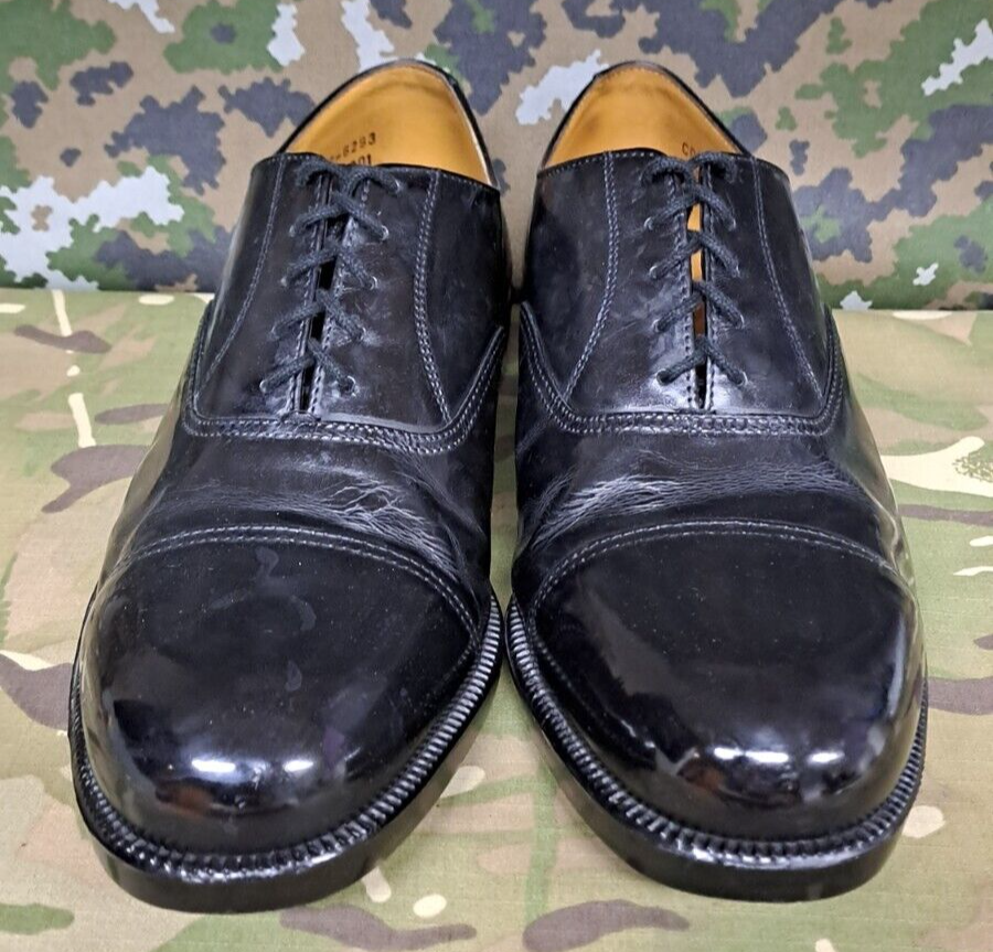 Genuine British Army Issue Black Leather Men's Service Shoes w Toe Caps - 9.5 M