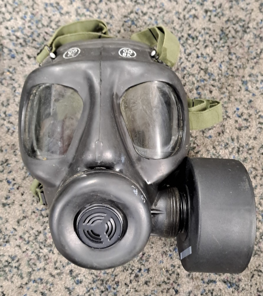 Rare Falkland's Era British Army SAS Military S6 G Mask Resp & Haversack