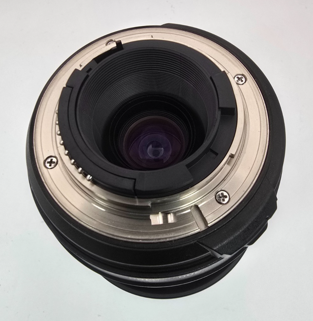 Genuine Tamron AF70-300mm F/4-5.6 Di LD MACRO 1:2 Nikon Lens