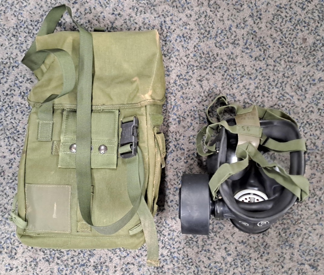Rare Falkland's Era British Army SAS Military S6 G Mask Resp & Haversack
