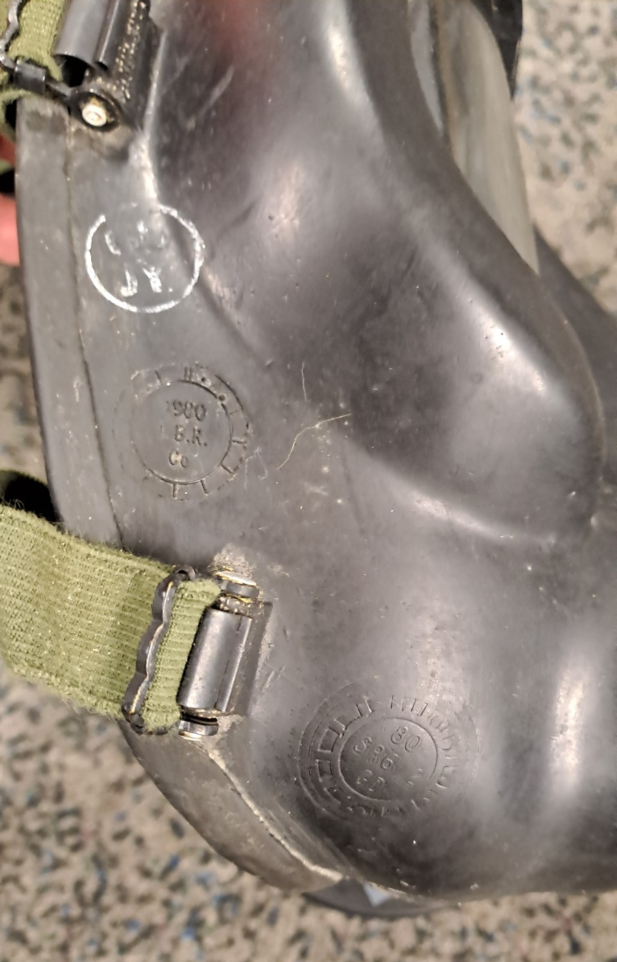 Rare Falkland's Era British Army SAS Military S6 G Mask Resp & Haversack