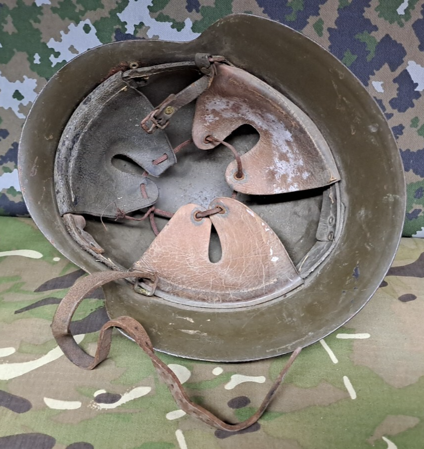 Rare Original Spanish Army Military Surplus M1926 Helmet with Badge Holder