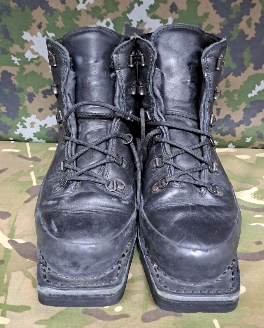 British Army Military Issue Alico Nordic Ski March Leather Boots - 8 M