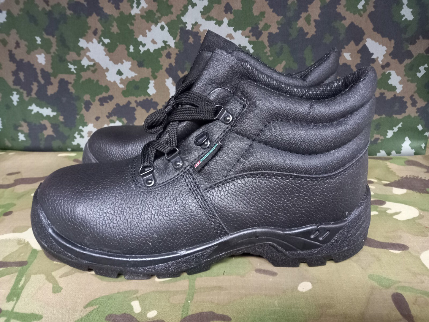 NEW Click Black Leather Safety Boots Shoes Non Slip Oil Resistant - Size - 8M UK