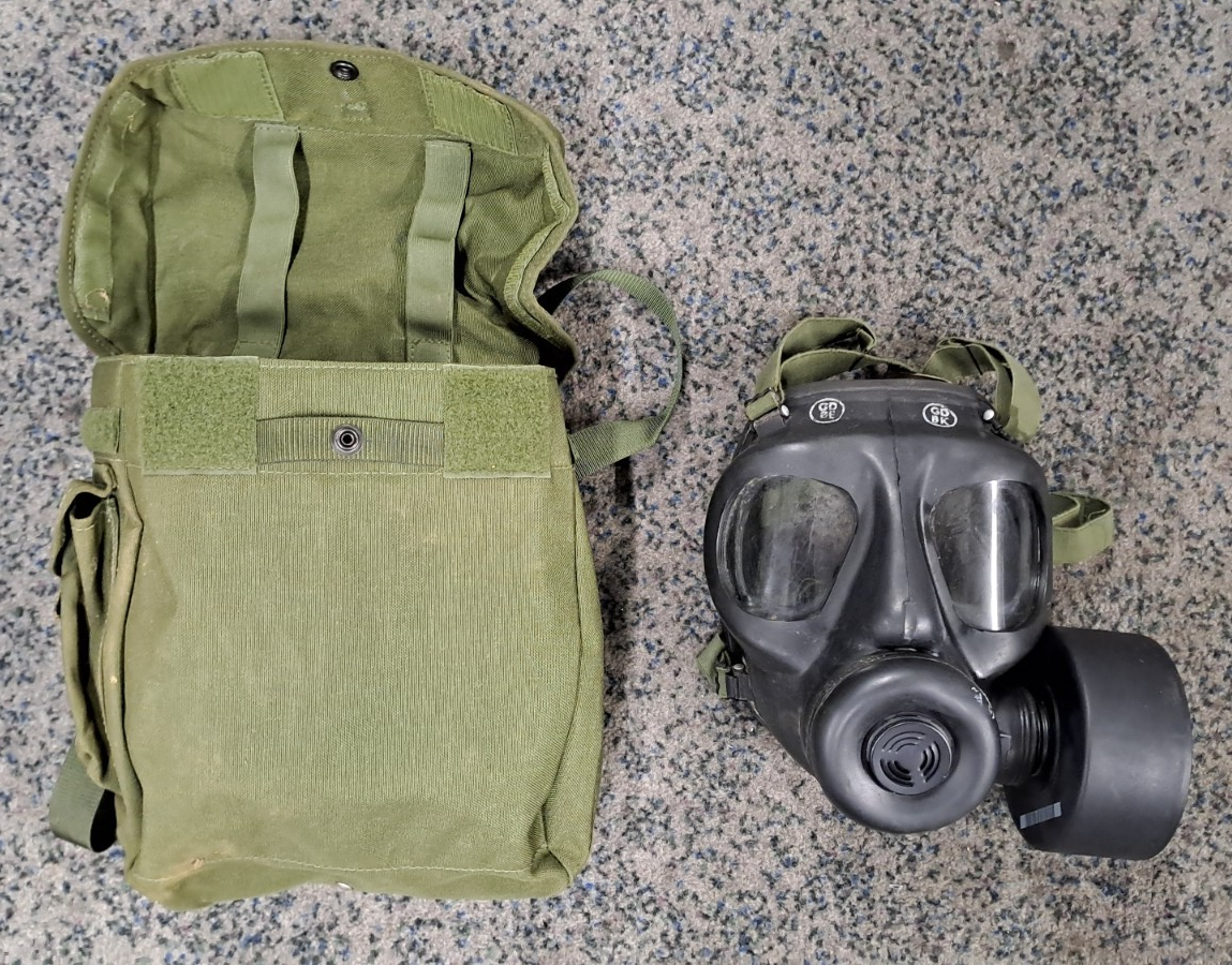 Rare Falkland's Era British Army SAS Military S6 G Mask Resp & Haversack